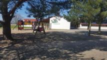 schule_aussen_spielplatz.jpg